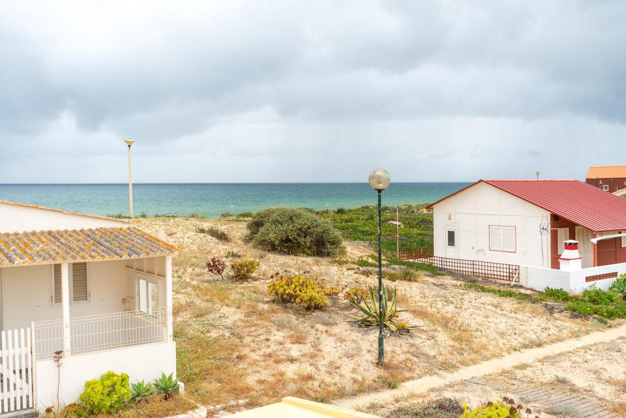 Blife Faro Beach Hostel Exterior foto